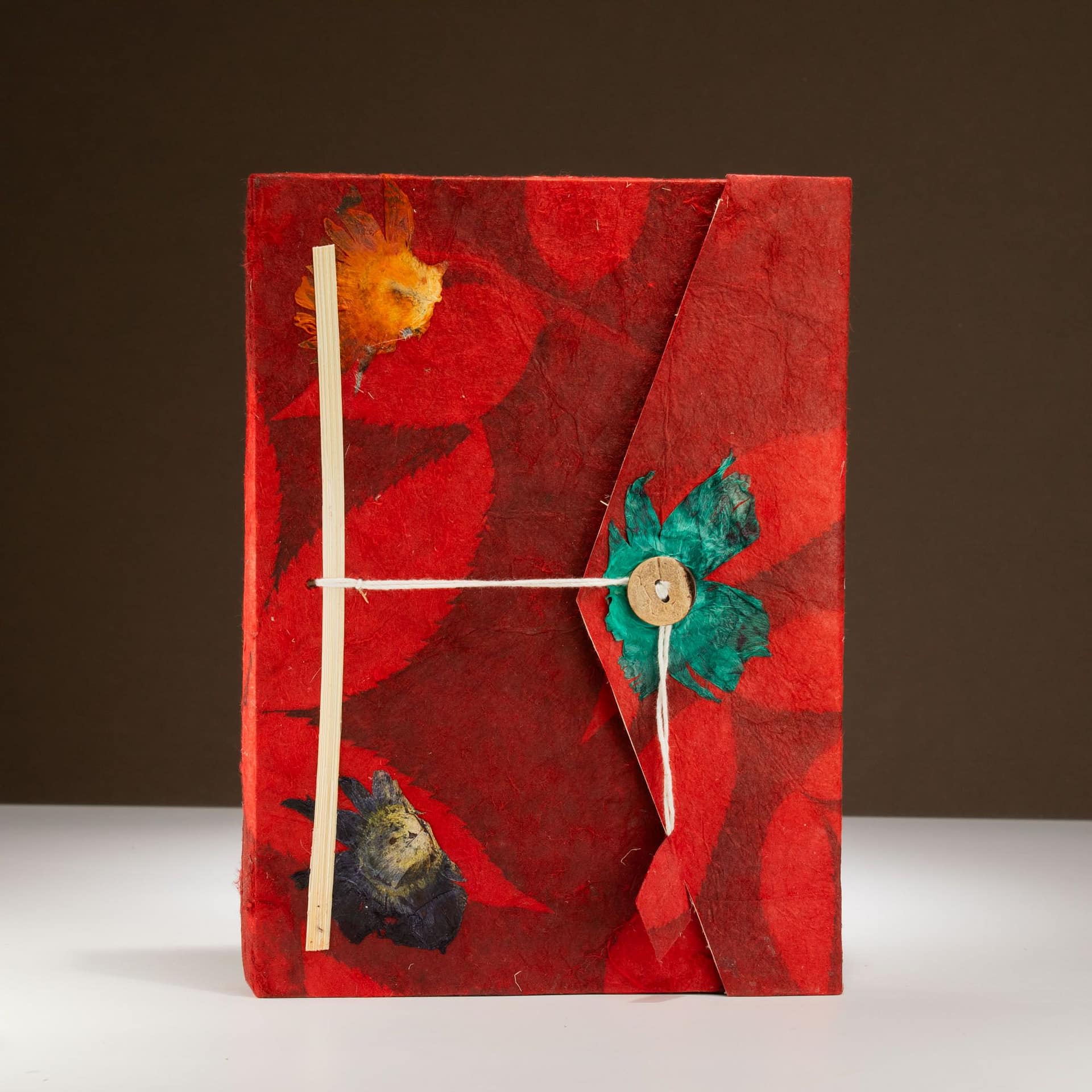 Caderno Lokta Bold Floral – Grande (21 X 15 Cm) – 45 Folhas – Inclui Marcador – Rubi - Image 4