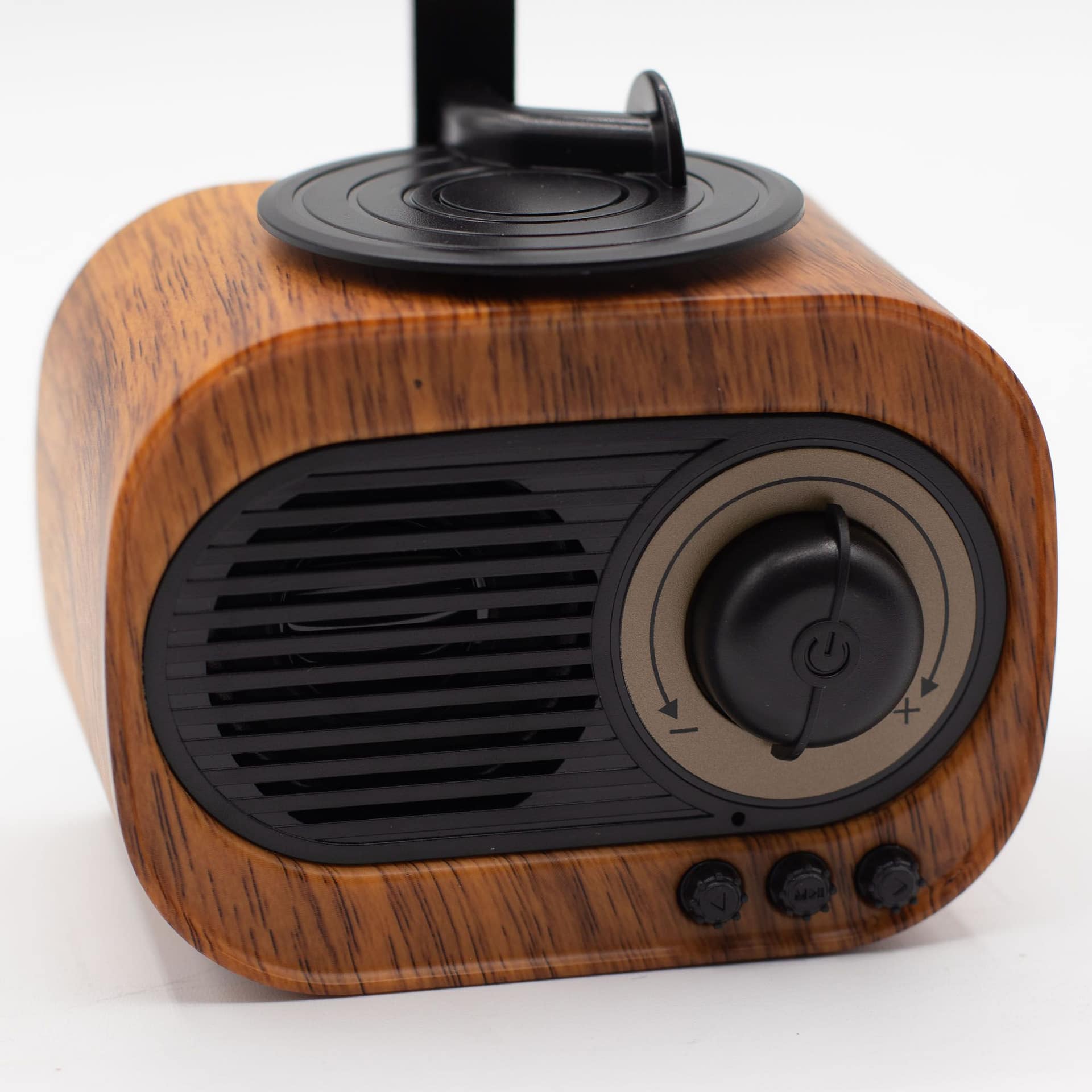 Mini Coluna Retro em Formato de Gramofone - Bluetooth e Rádio Fm - 5 Watts X 1 - Image 7